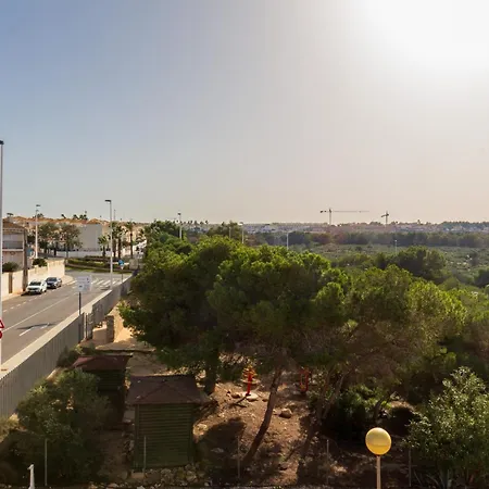 En Gran Alacant Con Terraza Y Piscina Comunitaria